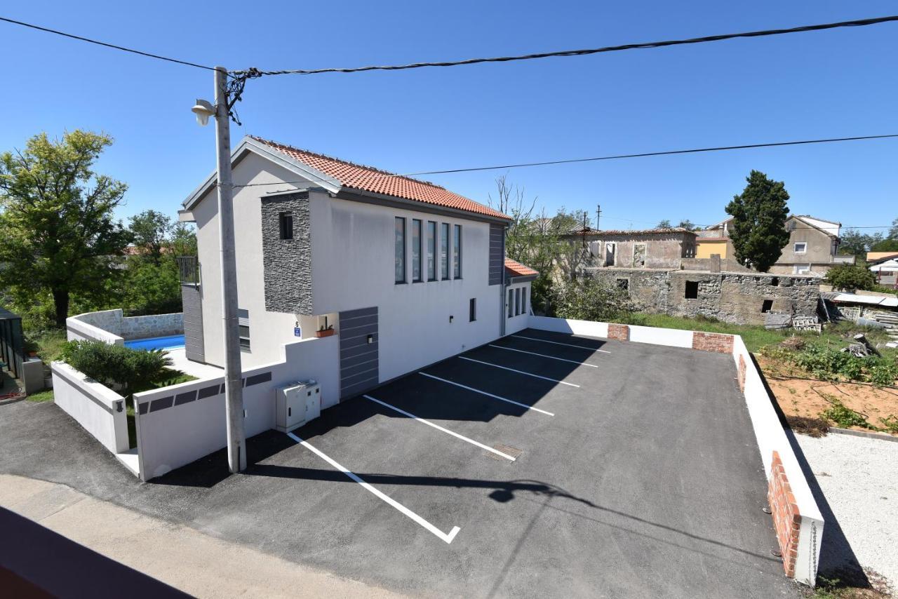 Villa Lily Privlaka  Exteriör bild