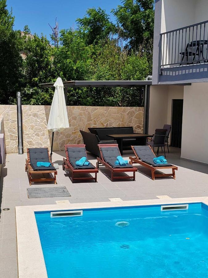 Villa Lily Privlaka  Exteriör bild