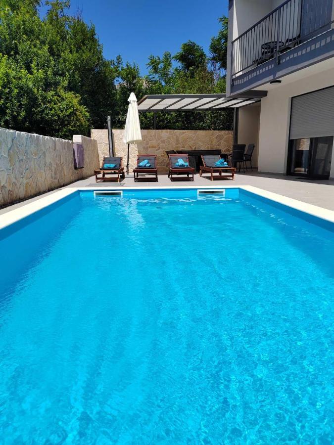 Villa Lily Privlaka  Exteriör bild