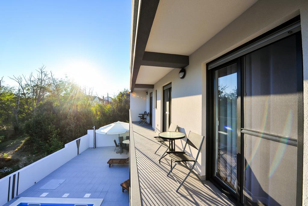 Villa Lily Privlaka  Exteriör bild