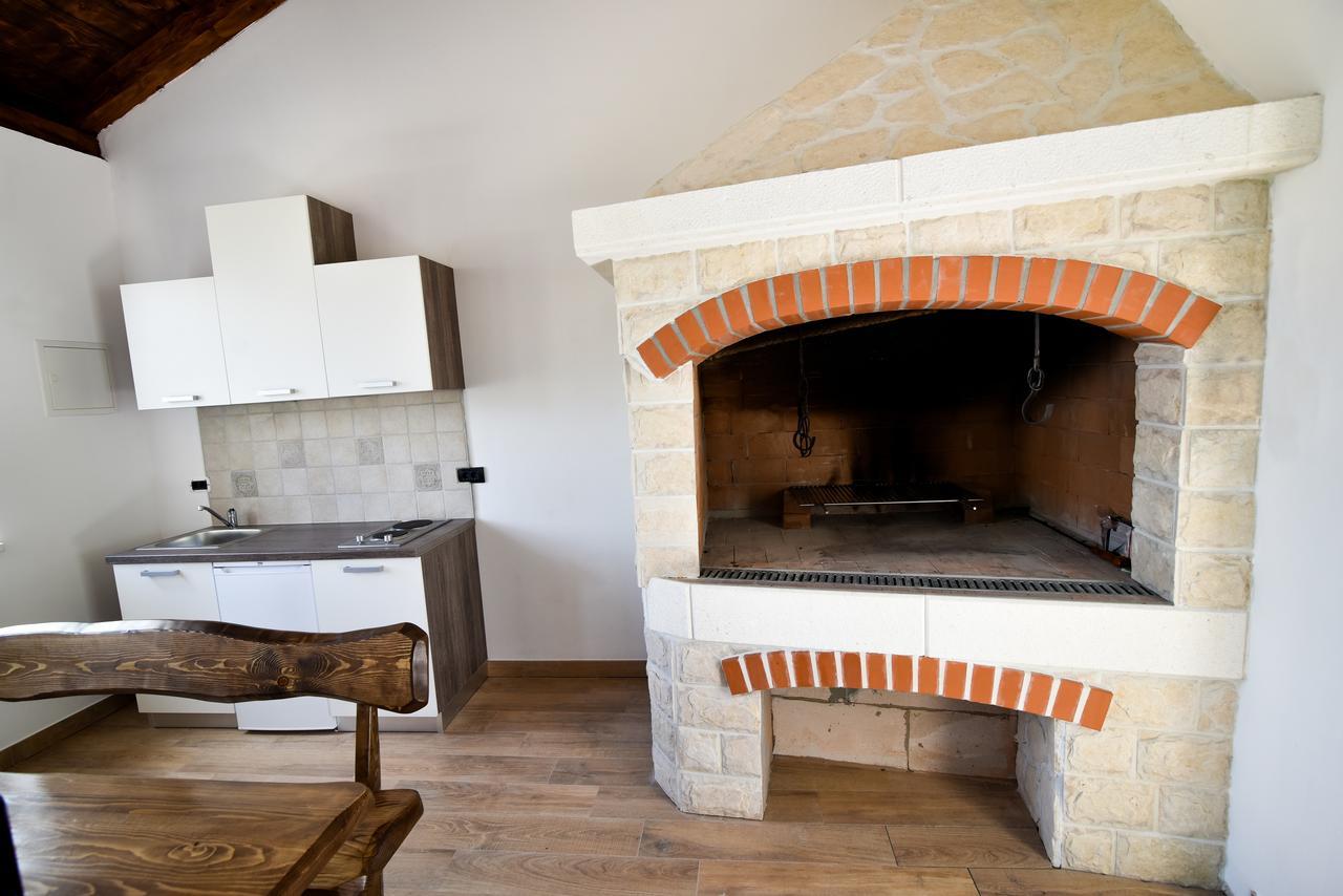 Villa Lily Privlaka  Exteriör bild